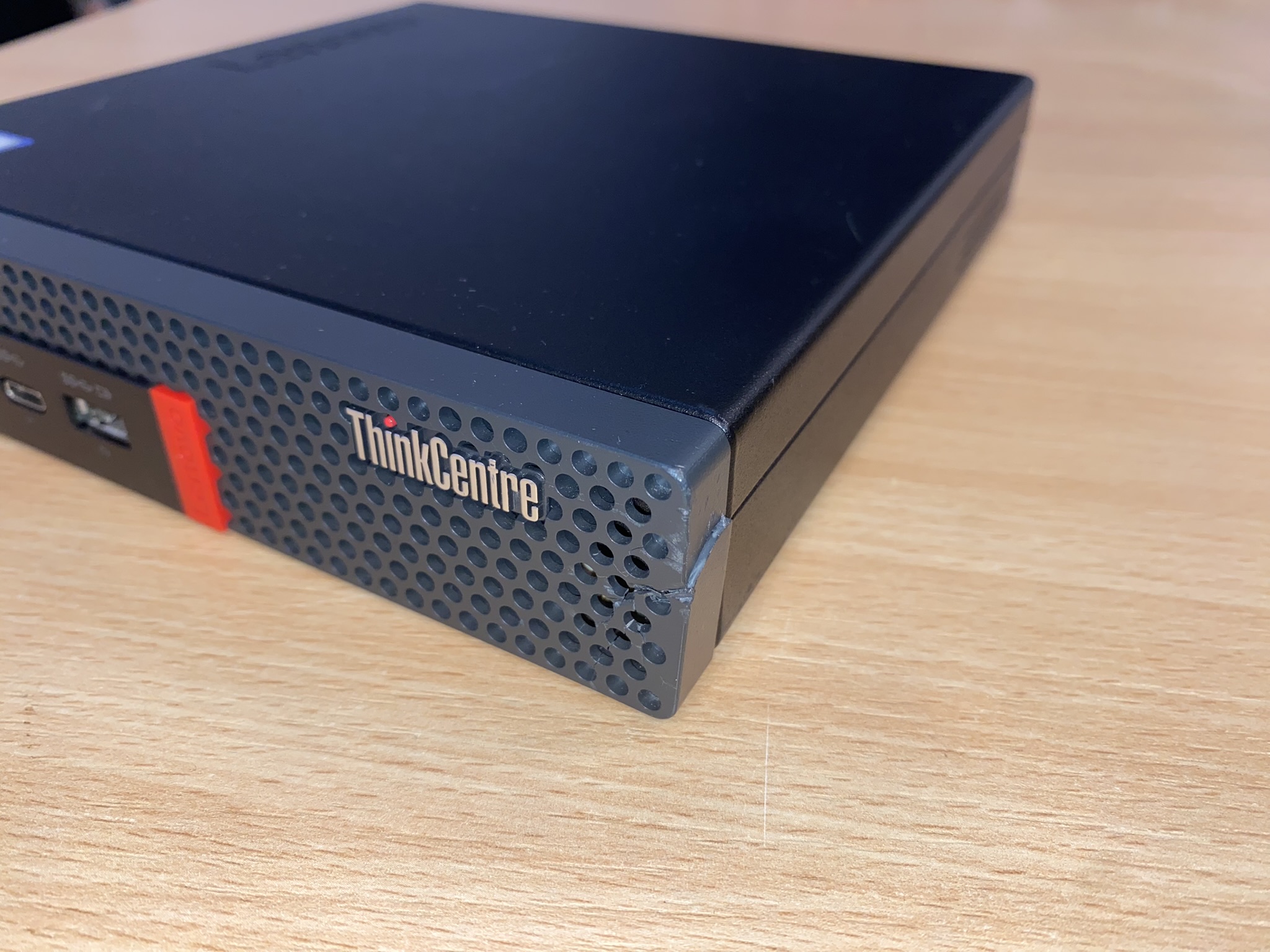 DPC Lenovo ThinkCentre M720q Tiny Core i5-9400T 1.8 GHz 8GB RAM 256GB SSD WLAN BT W10P B-Ware